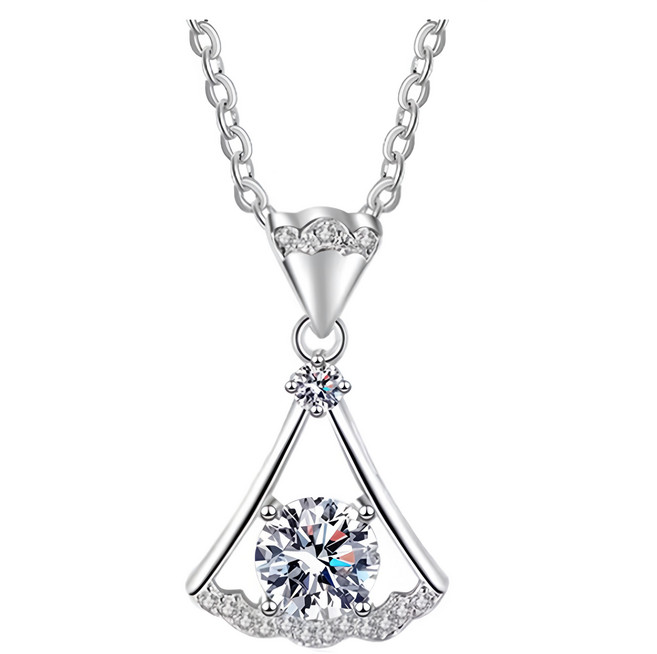 CF Diamond 項鍊 莫桑鑽 八心八箭 50分 銀台材質:國際標準S925純銀 小公主