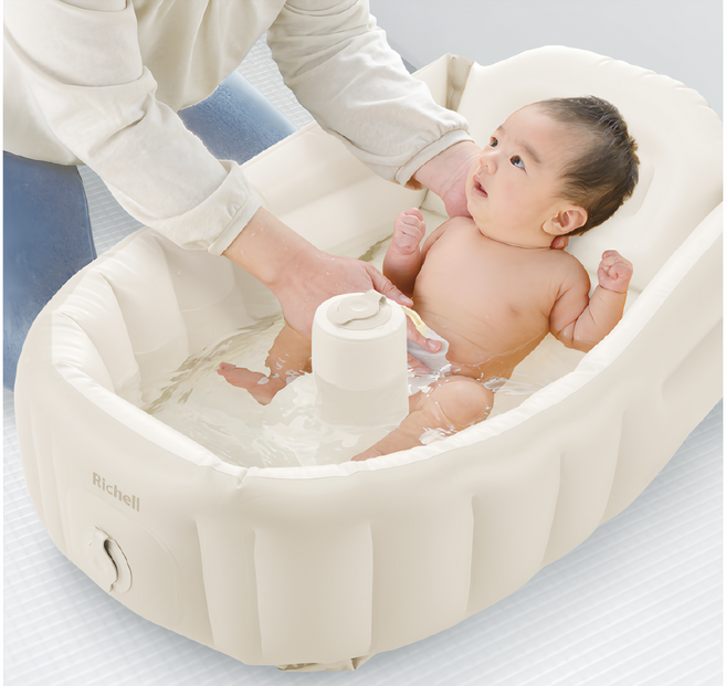 Richell 利其爾 充氣嬰兒浴盆Plus 抗菌防霉 柔軟墊子, 1個, 米灰
