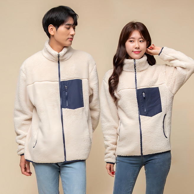CARET 中性款 羊羔毛外套 拉鍊 口袋