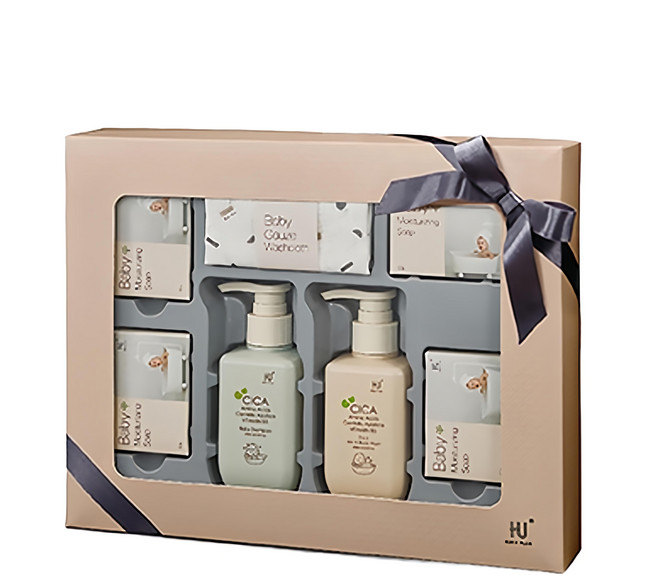 KU.KU Duckbill 酷咕鴨 KUKU PLUS 舒敏積雪草寶寶沐浴禮盒 (洗髮精250ml + 洗髮沐浴乳250ml + 潔膚皂x4 + 潔膚巾), 1盒