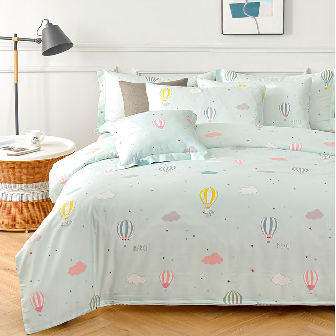 LoveCity 寢城之戀 吸濕排汗萊賽爾天絲 舖棉四季兒童小涼被 台灣製, 熱氣球 綠色