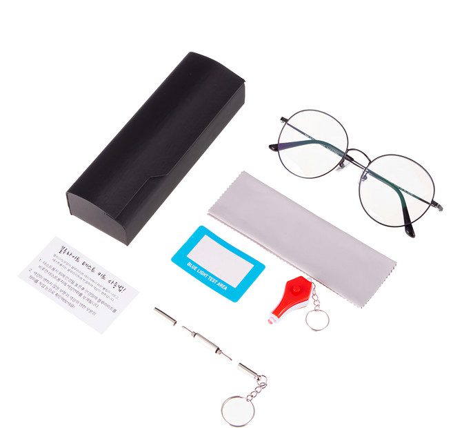 BASE ALPHA ESSENTIALS 輕量濾藍光眼鏡套組