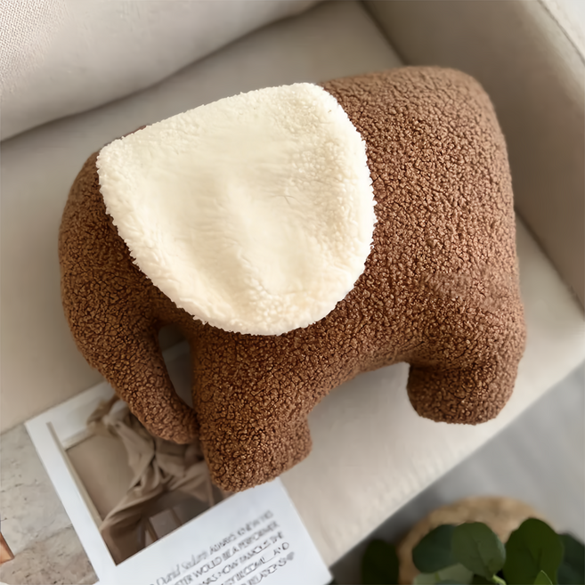 泰迪絨大象抱枕