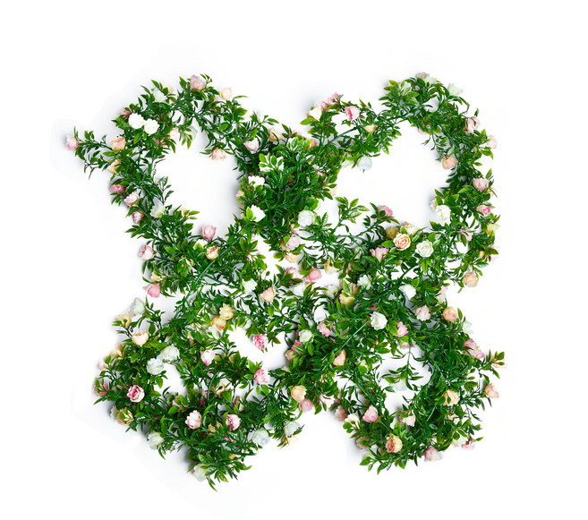 Meric Garden 仿真小玫瑰藤蔓 總長度185cm 花朵直徑2cm 每串約130朵花, 顏色隨機, 1組