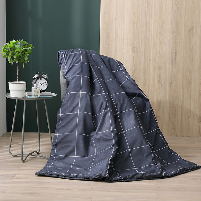 Ishur 伊舒爾 雲絲棉鋪棉涼被, 極簡格調