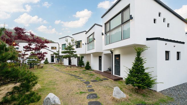 [무주군] 더하루풀빌라