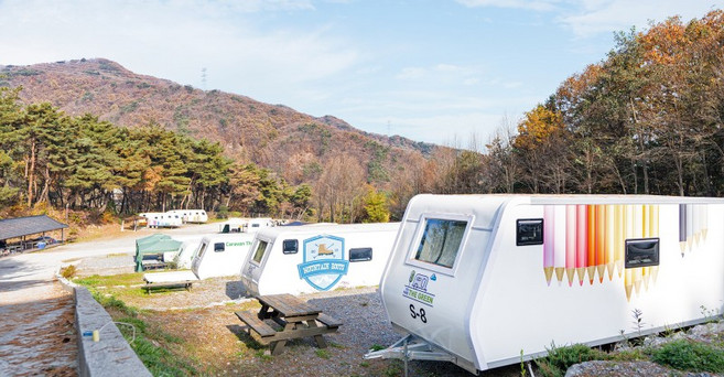 [제천시] 제천 카라반더그린엔오토캠핑장펜션