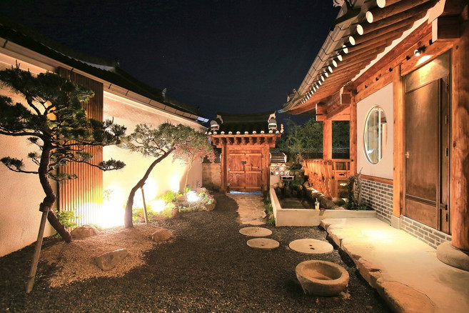 [전주시] 전주 한옥마을 스테이 한울자쿠지독채펜션