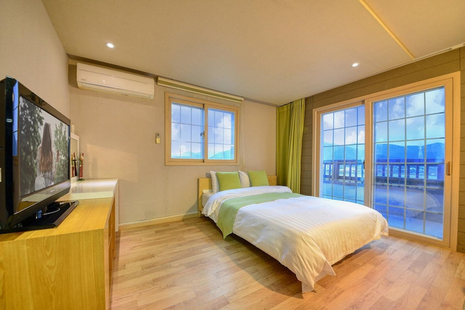 [통영] Tongyoung Mongdolhouse Pension