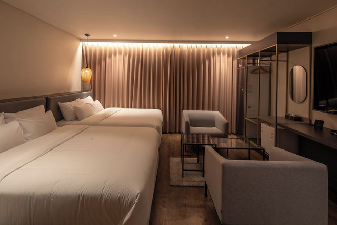 [목포시] 클라우드인호텔 목포평화광장점