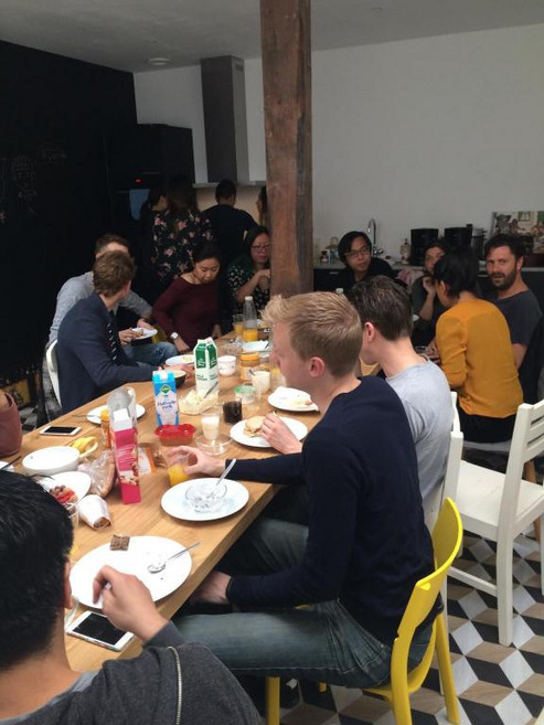 [스틴비커란트] 더 블랙 쉽 호스텔