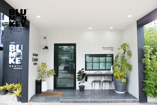 [촌부리] 블루 몽키 부티크 방센