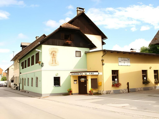 [라도블리카] Kunstelj Pension