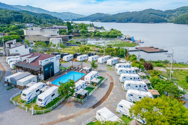 [가평올덴펜션] 가평 올덴카라반&펜션(애견동반가능)