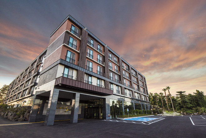 [제주 성산] ★기간한정특가★1시간 늦은 체크아웃 제공★와우회원 15% 추가할인★코델리아호텔