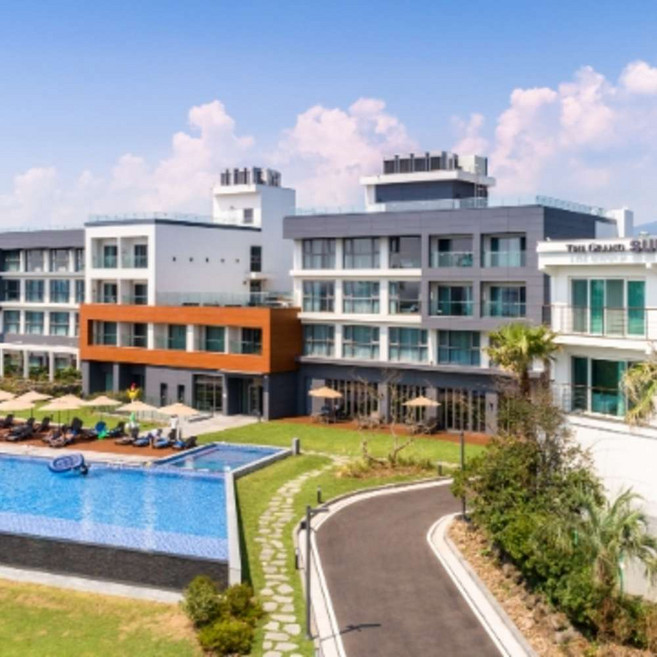 [제주/서귀포시]  [KE] 대한항공 김포출발/항공+더 그랜드섬오름+렌터카 2박3일 패키지