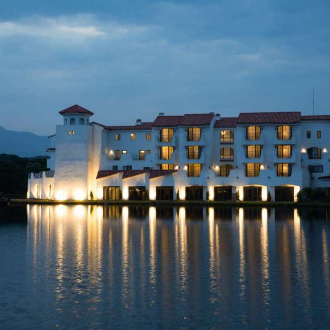 [제주/서귀포시] [KE] 대한항공 김포출발 항공+에코랜드호텔+렌터카 2박3일 패키지