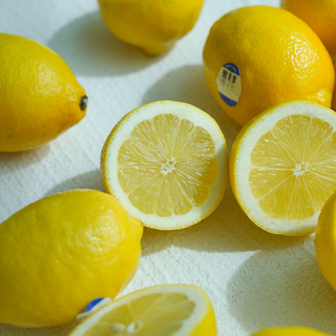 [과일통통배] 우수품질 팬시 생 레몬 20과 중소과 대과, 1박스, 레몬 대과 20개 (2박스+4알추가/합포장)