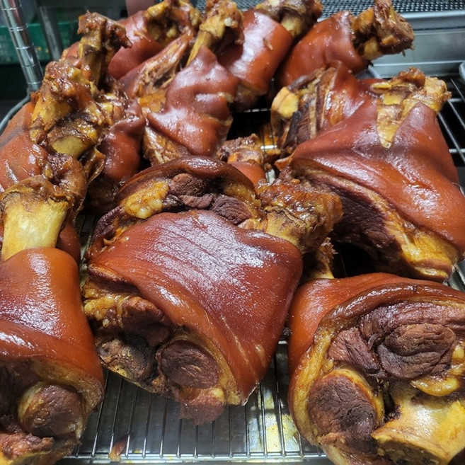 잡내없이 쫄깃한 대왕통 족발 앞다리, 1개, 1.2kg