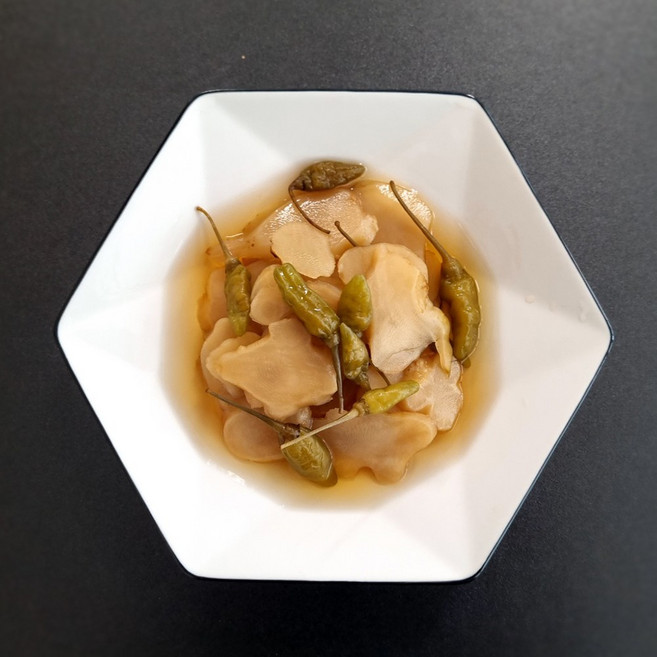 [밥앤찬] 아삭한 돼지감자 장아찌 별미 건강한반찬, 1개, 400g