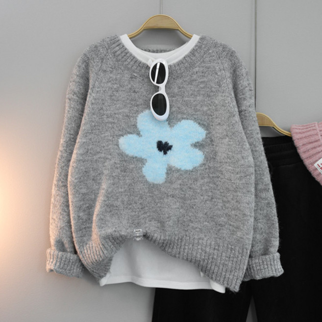 달콩 여성 겨울니트 라운드넥 쥬얼플라워나그랑라운드니트