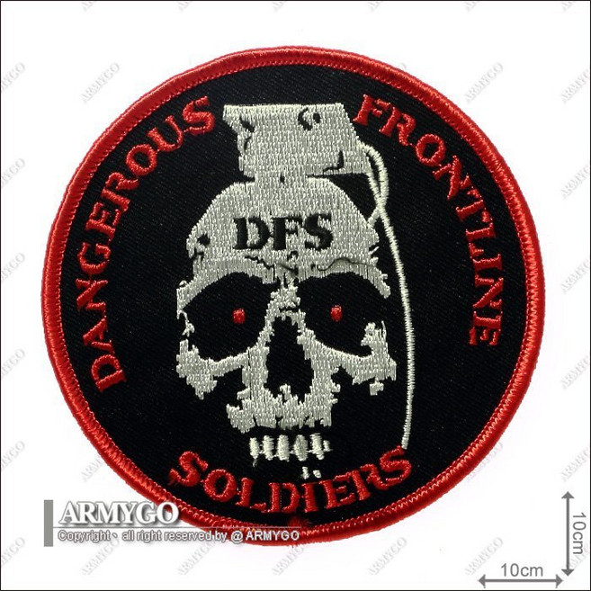 ARMYGO 刺繡臂章 DANGEROUS FRONTLINE SOLDIERS 戰術魔鬼氈布章, 1個, 加車黑色(刺面)魔鬼氈