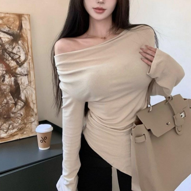 야오야오 드레이프 오프숄더 언발 셔링 슬림핏 긴팔 티셔츠