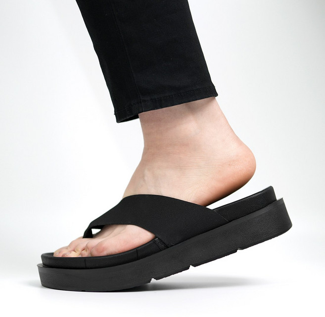 국산 베이직 조리 5cm 통굽 슬리퍼 발편한 남자 쿠션 비치 샌들 데일리 여름 신발 휴양지 캐주얼 슈즈 키높이 플립플랍 경량 쪼리