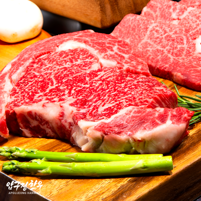 1++등급 한우 등심 1kg(200gx5) (냉장) 구이용 스테이크 꽃등심 설로인 바베큐 캠핑 정육 투뿔 마장동 프리미엄 국내산 신선 소고기 [압구정한우], 200g, 5개