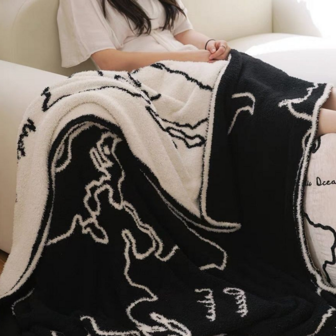 다용도 양면 극세사 블랙 화이트 양털 포근한 무늬 이불 담요