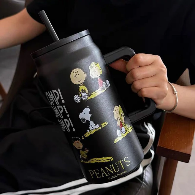 GOYES 캐릭터 스누피 도안 텀블러 대용량 보온 보냉병 빨대 텀블러, 1개, 1500ml, 블랙 - 쿠팡