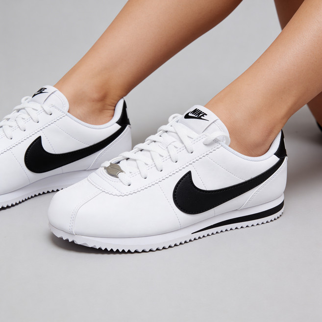 [백화점 정품] 나이키 코르테즈 검흰 여성 운동화 스니커즈