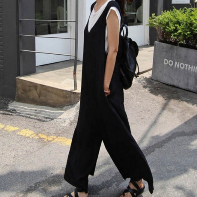 깔끔한 블랙 점프수트 넉넉한 핏