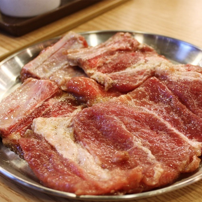 프리미엄 박수 갈비 한돈 돼지 저온숙성 캠핑 바베큐립 홈파티 수제 양념 국내산 1kg, 1개