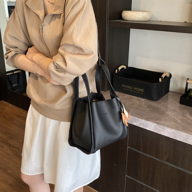 여성 가방 소가죽 패션 크로스백 토트백 버킷 백