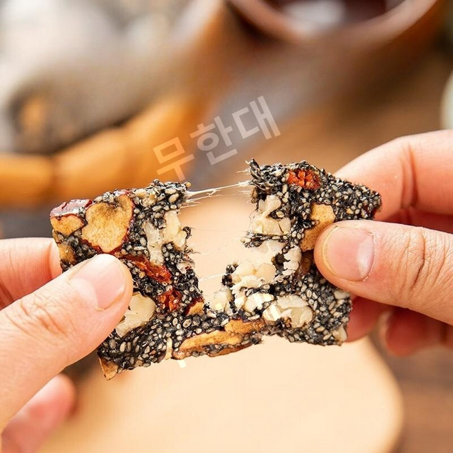검은 참깨 호두 과자 붉은 대추 견과류 강정 500g, 참깨 소프트케이크 통조림 500g x1개, 1개