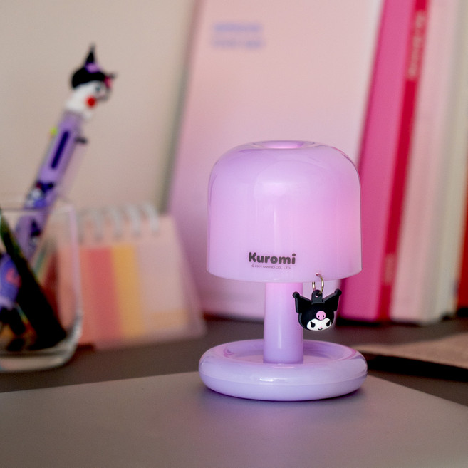 [워너프] ROYCHE 정품 산리오캐릭터즈 키링 터치식 쁘띠 무드등 인테리어조명 굿즈 데코 방, 쿠로미