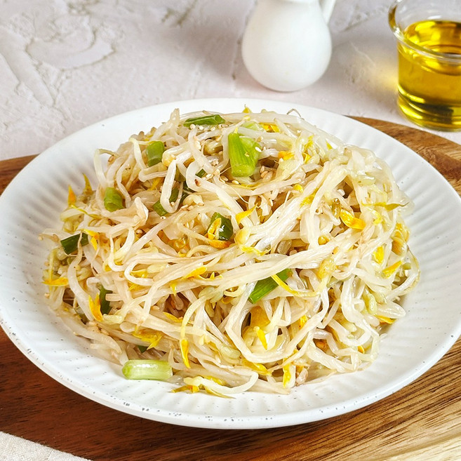 [당일조리] 30년 전통 엄마손맛 가정식 수제반찬 숙주나물무침 500g, 1개