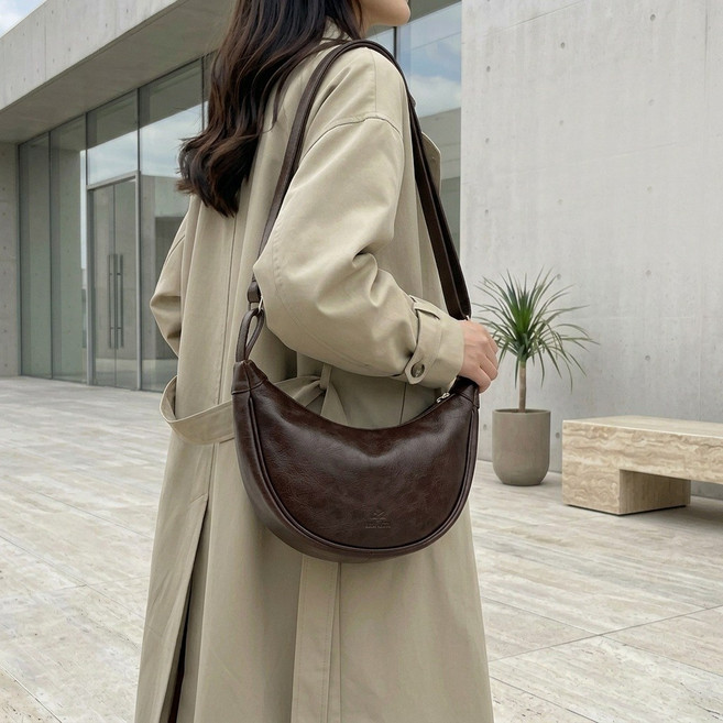 일본여행 유럽여행 데일리 여성 가죽 크로스백 만두 크로와상 초경량 가벼운 휴대폰 가방