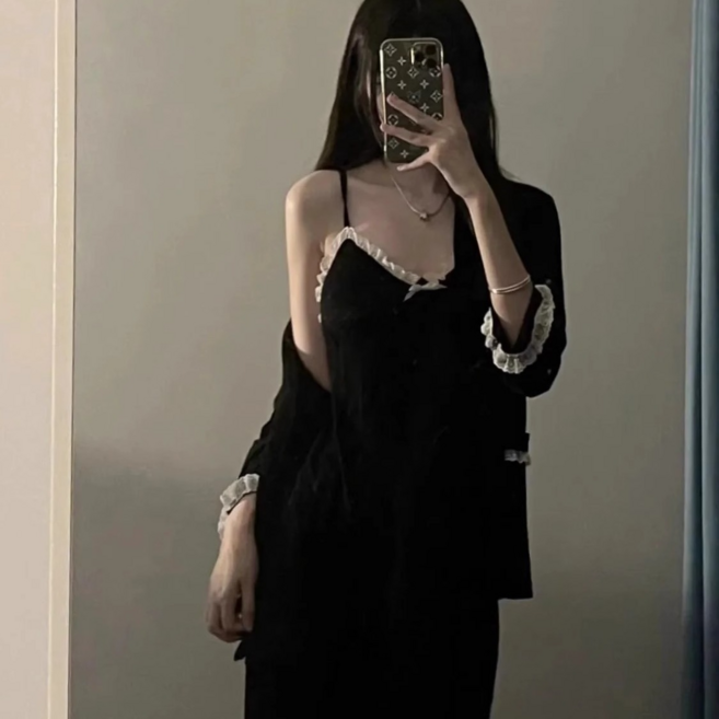 퍼미에잇 여성 홈웨어 쓰리 피스 세트 잠옷 레이스 포인트 상하의 세트 파자마 캡내장