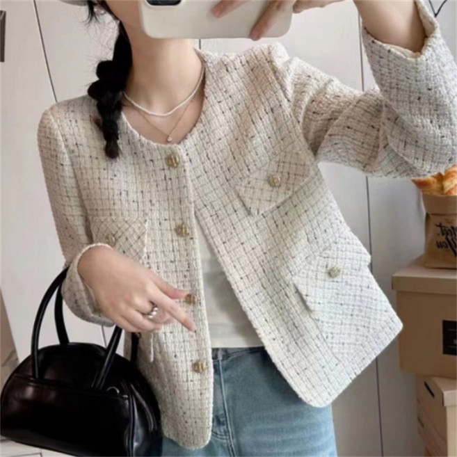 TKX 여성 봄 가을 무늬 짧은 자켓 금색 장식 버튼 대형 포켓 디자인 트위드 소재 K71