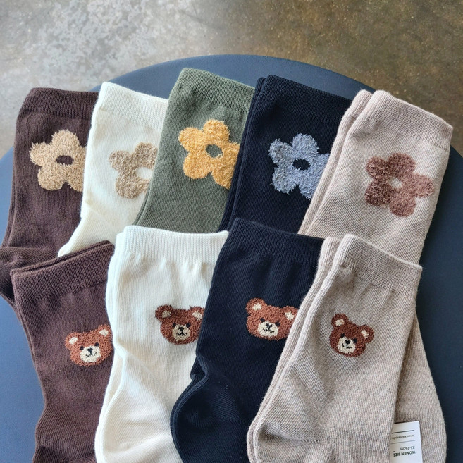 꽃양말 여성패션 중목 플라워 꽃무늬 여자양말 심플한 컬러 포인트 예쁜 가을양말 키키야삭스