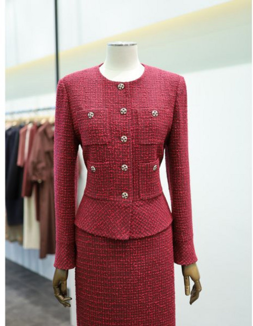 모조에스핀 밑단 플레어 팬시 소재 자켓 J243MSF116