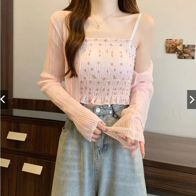 梨卡 碎花吊帶背心 內搭外穿 彈性皺褶 小花圖案