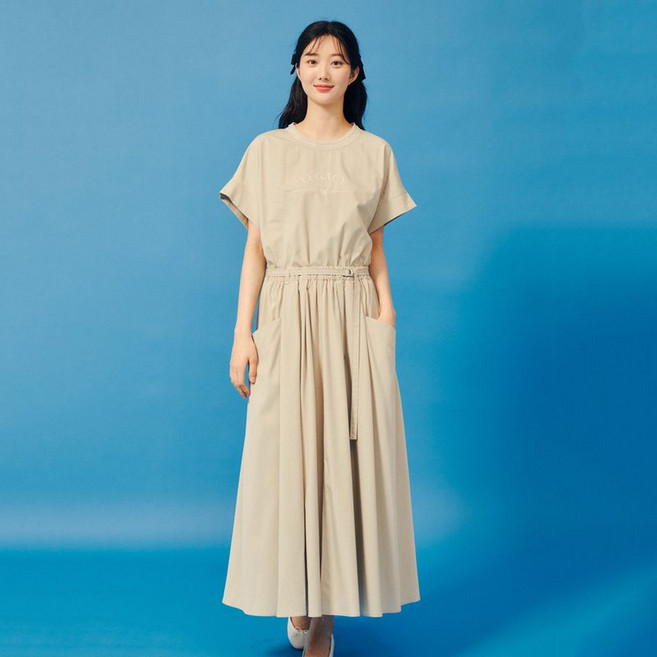 JJ지고트 니트 배색 레터링 밴딩 원피스 GP5A0OPJ31