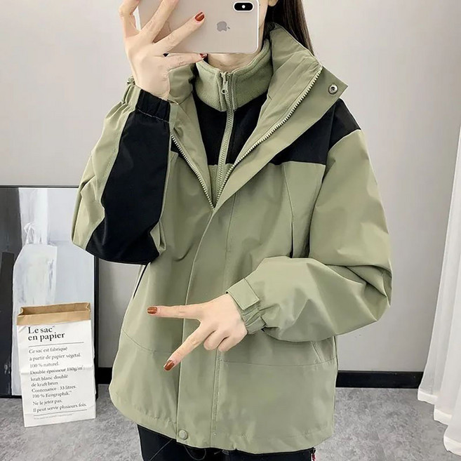 ROYALBELLE 여성 투피스 방풍 방수 등산 자켓 탈부착 내피 기모 두꺼운 보온 긴팔 자켓 아우터 D00901713