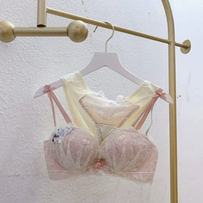 섹시 레이스 라텍스 속옷 두꺼운 컵 브라팬티세트