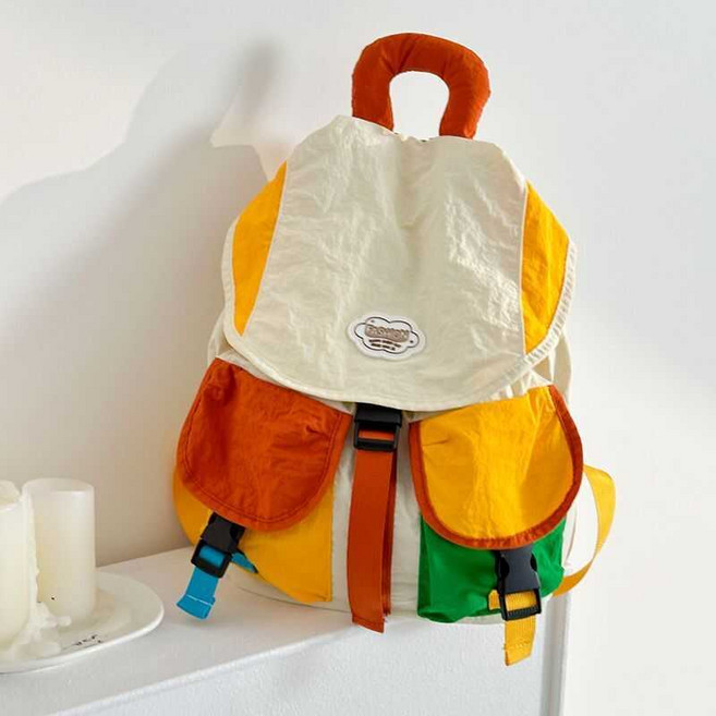 兒童洋氣背包，新款幼稚園小學生書包，女孩出遊輕便旅遊背包