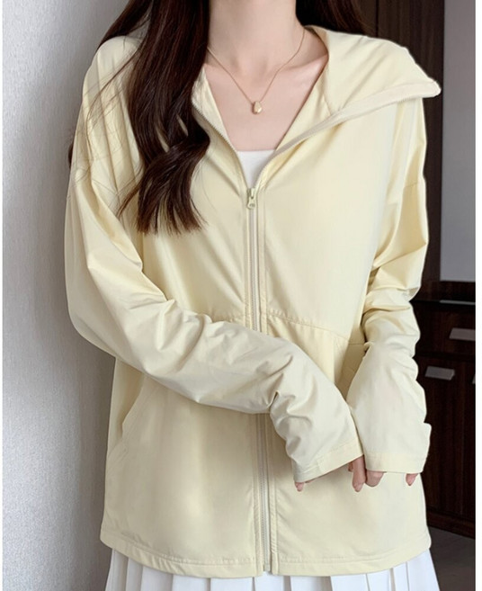 MO寶 女 UPF50 涼感透氣抗紫外線外套