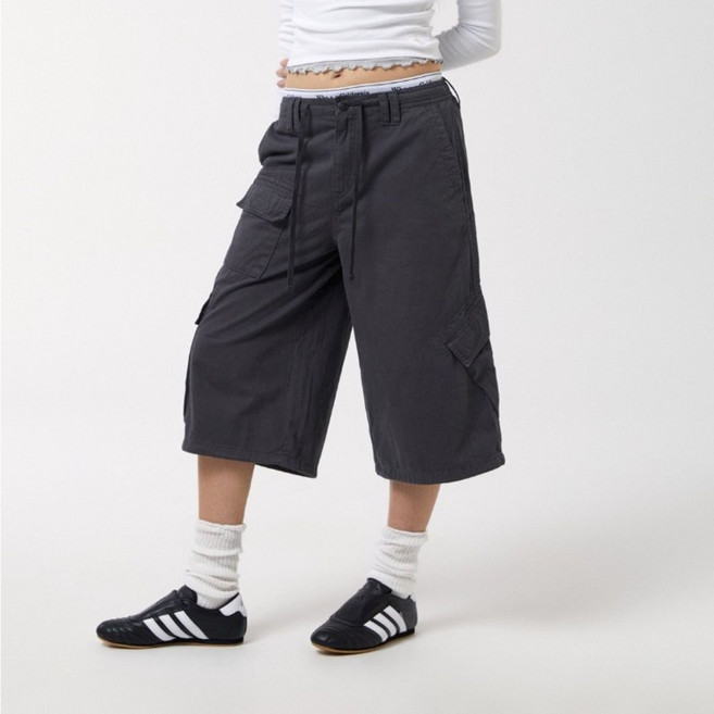 후아유 여성 Bermuda Cargo Pants F WHTAF3881F 139231